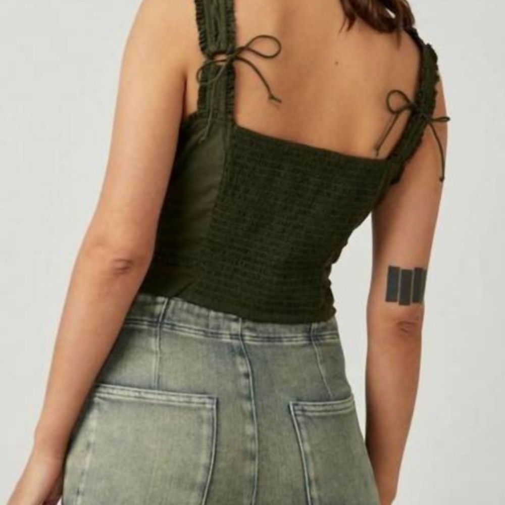 NWT Free People Floral Embroidered Kerry Cropped Tank In Army Green - Picture 2 of 7